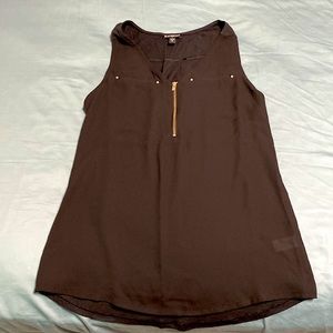 Express zippered tank in black